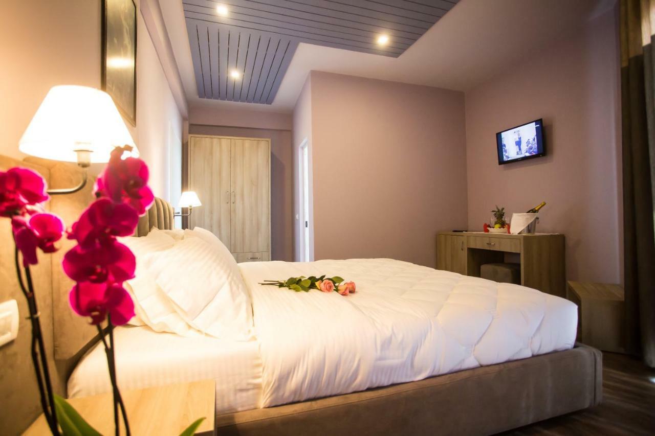 Vila Verde Beach Hotel ดูร์เรส ภายนอก รูปภาพ