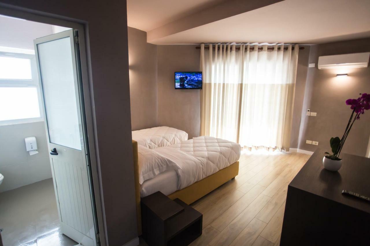 Vila Verde Beach Hotel ดูร์เรส ภายนอก รูปภาพ