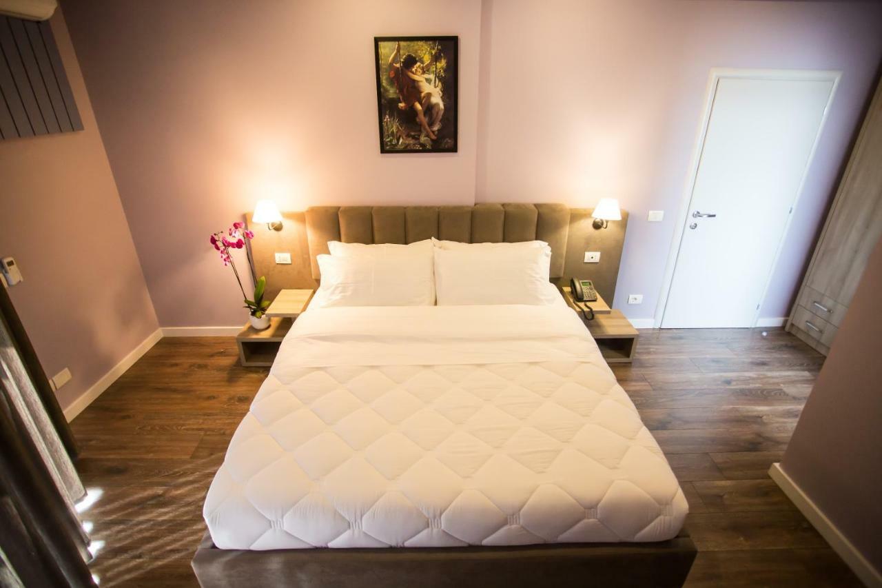 Vila Verde Beach Hotel ดูร์เรส ภายนอก รูปภาพ