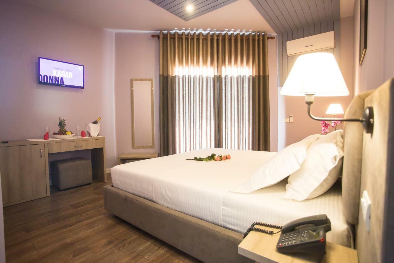 Vila Verde Beach Hotel ดูร์เรส ภายนอก รูปภาพ