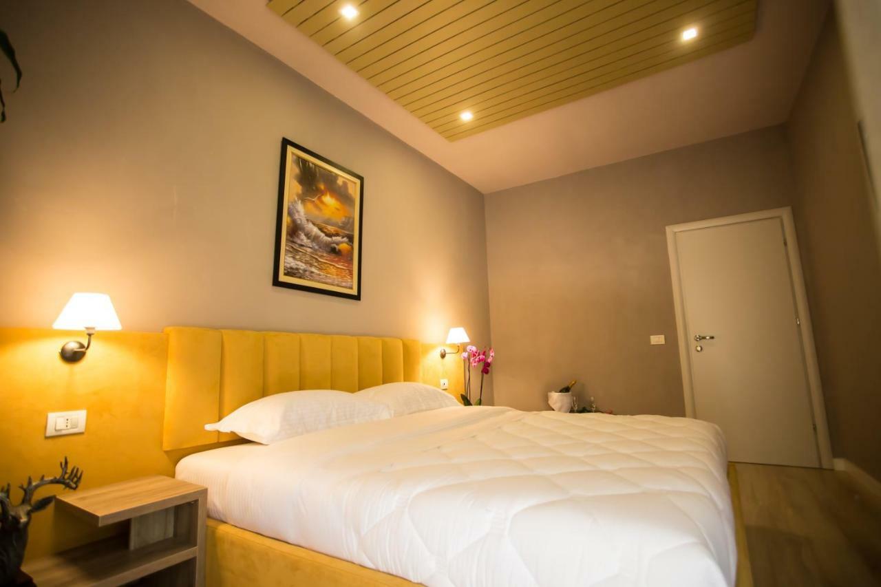 Vila Verde Beach Hotel ดูร์เรส ภายนอก รูปภาพ