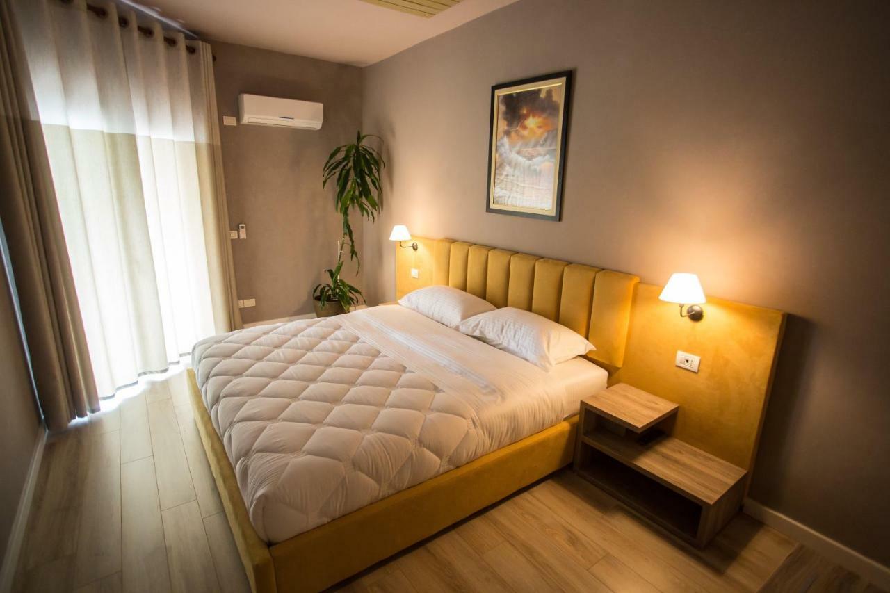 Vila Verde Beach Hotel ดูร์เรส ภายนอก รูปภาพ