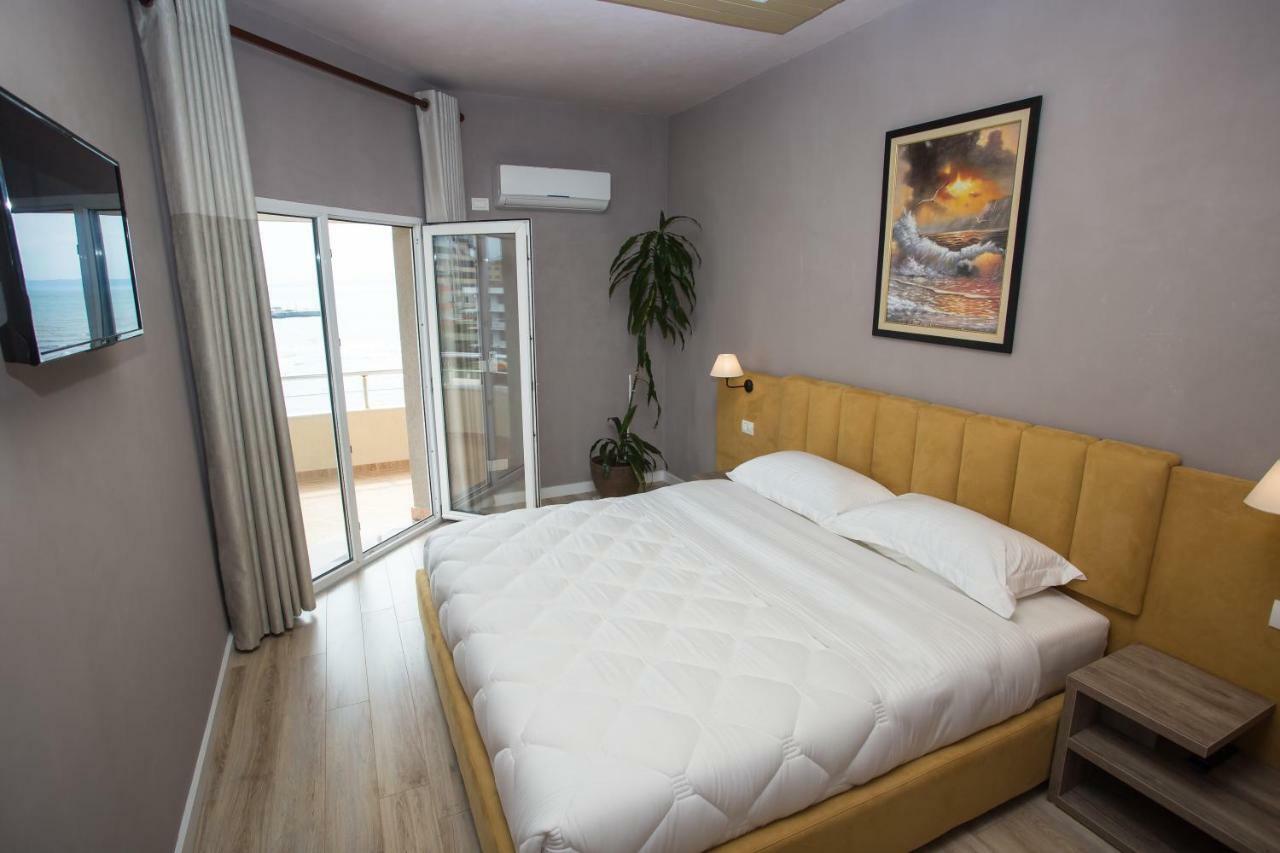 Vila Verde Beach Hotel ดูร์เรส ภายนอก รูปภาพ